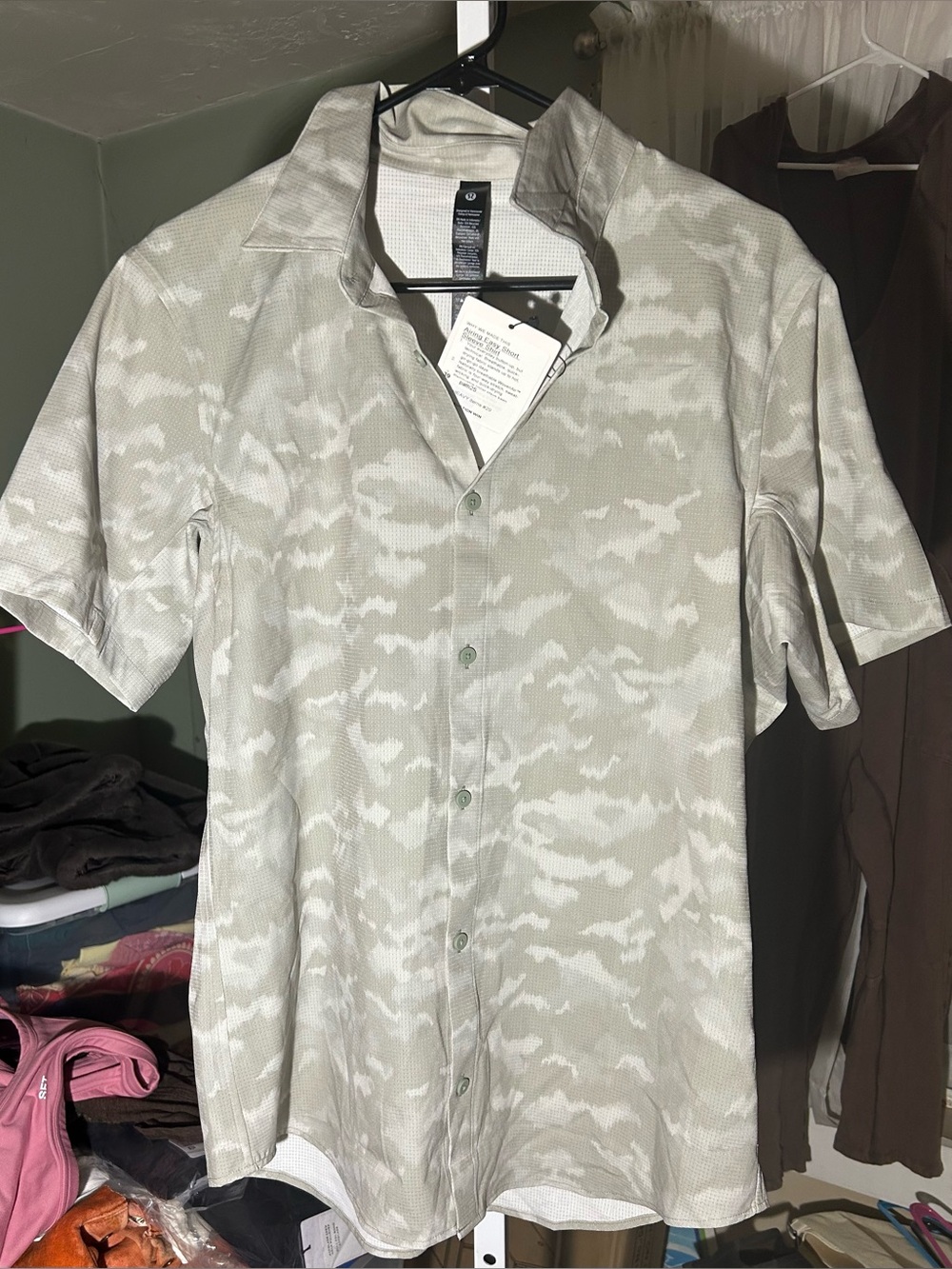 Lululemon Men's Short Sleeve Button-Up Shirt - Light Gray Camouflage